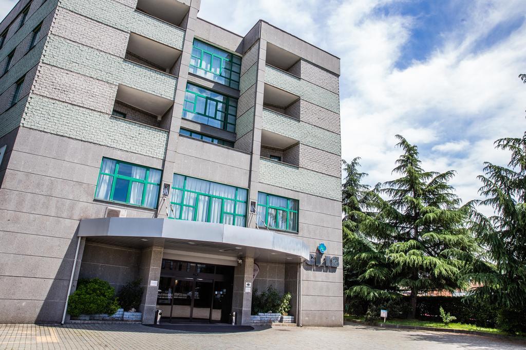 Hotel Glis سان ماورو تورينيس المظهر الخارجي الصورة
