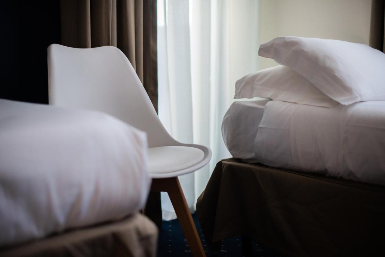 Hotel Glis سان ماورو تورينيس المظهر الخارجي الصورة